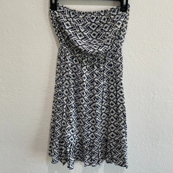 Charlotte Rousse White Patterned Strapless Dress - Picture 1 of 5